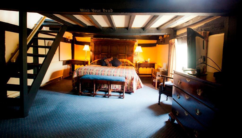 The Old Black Lion Hay-On-Wye Bagian luar foto