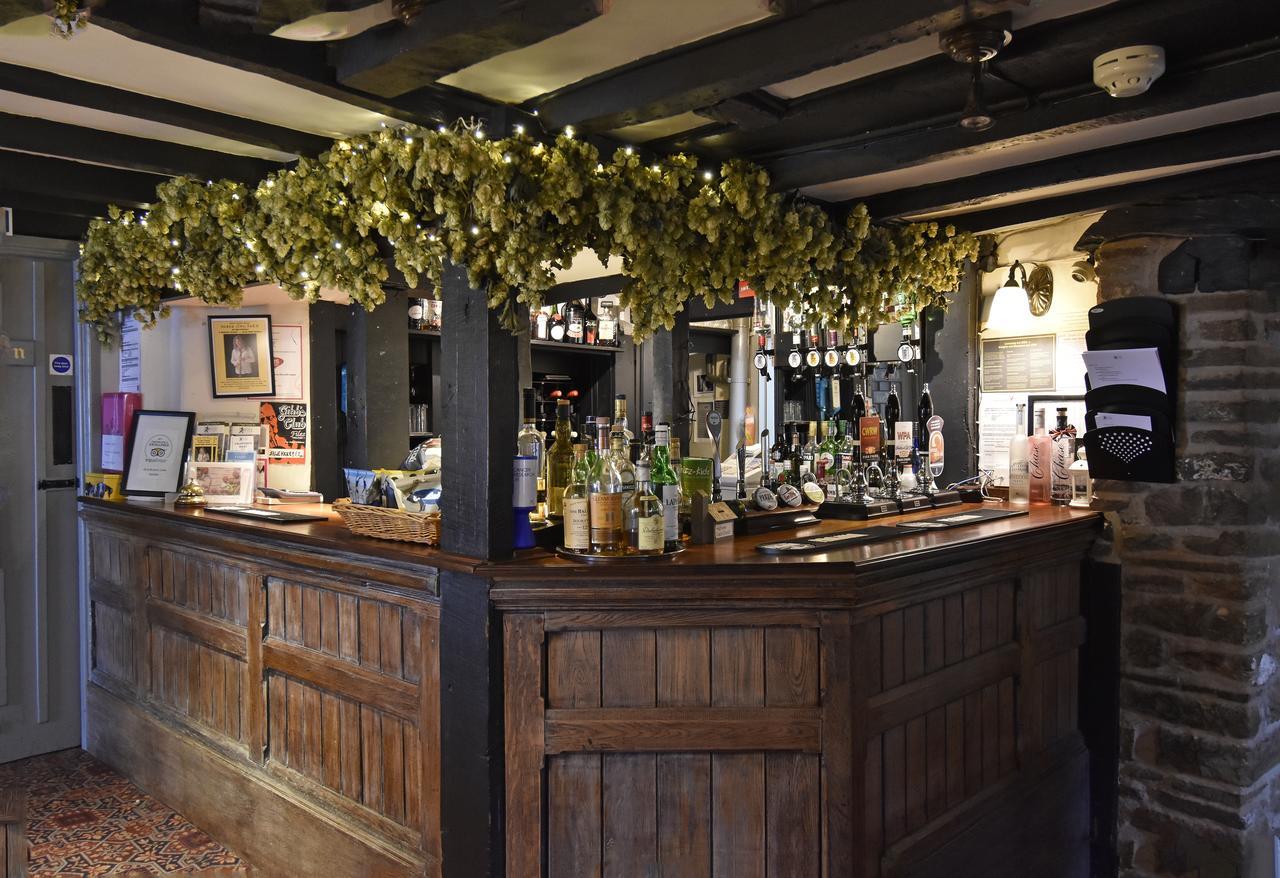 The Old Black Lion Hay-On-Wye Bagian luar foto